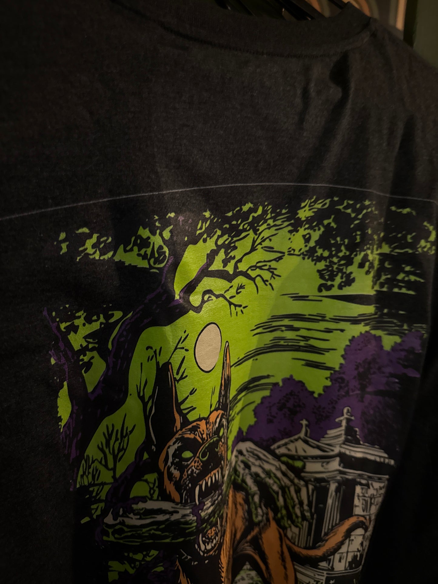 SAMPLE Bite The Hand T-shirt